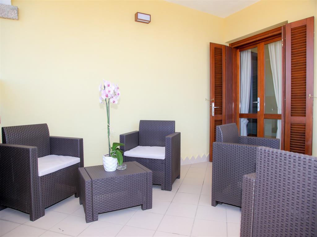 Le Stanze Del Centro Hotel San Teodoro  Ngoại thất bức ảnh